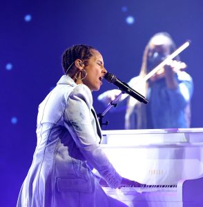 Alicia Keys Celebrates 20th Anniversary